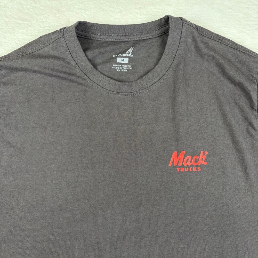 Mack Trucks Men’s M Bulldog Graphic T-Shirt Gray Logo Trucking Cotton Blend